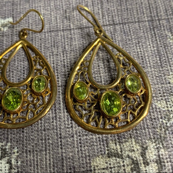 Dangling Tear Drop Earrings with Green Stones - Picture 3 of 8